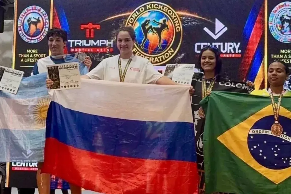 Омичка Светлана Шкредова стала чемпионкой мира по кикбоксингу