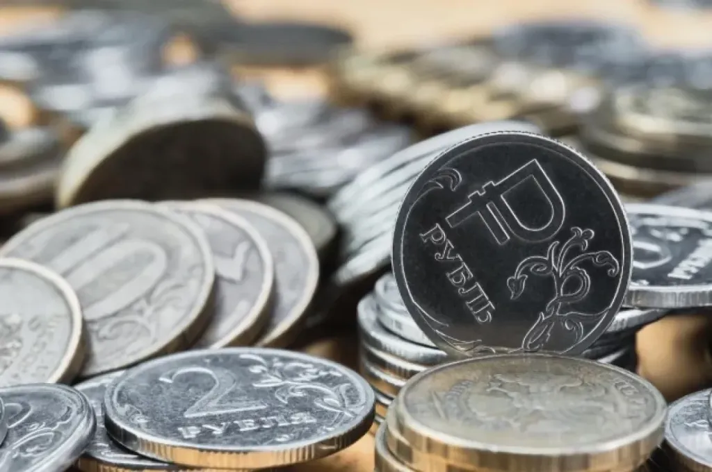 Омичам напомнили о двойной оплате работы 4 ноября