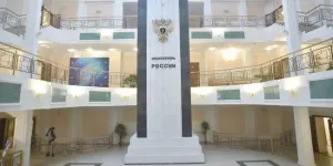 Суд обязал расселить аварийный дом в Береговом